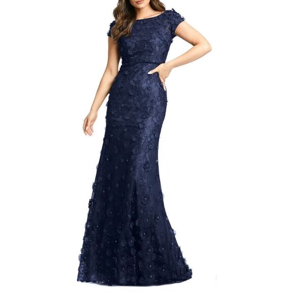 Mac Duggal Floral Appliqué Lace Trumpet Gown in Midnight NWOT Size 14 - Picture 1 of 8